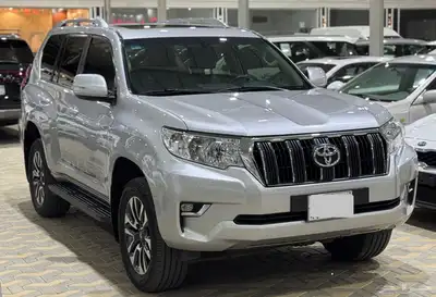 تويوتا برادو V6 فل كامل 2022 اسبير علاق 1