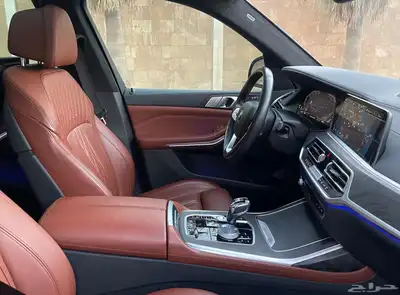 BMW X7 فل كامل 2022 خليجي بحالة الوكالة 49