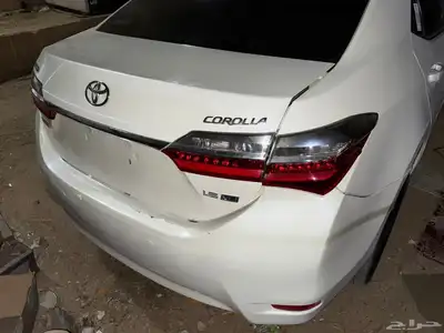 للبيع كورلا 2018 مصدومه 4