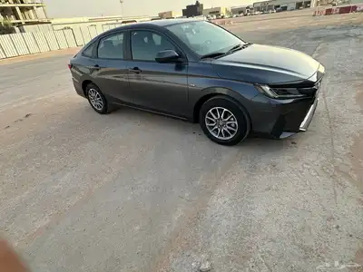 يارس مديل 2023 للبيع 1