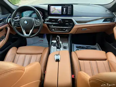 bmw520i فل كامل بريميوم وكالة 2023 عداد 46000بيع 145000 12
