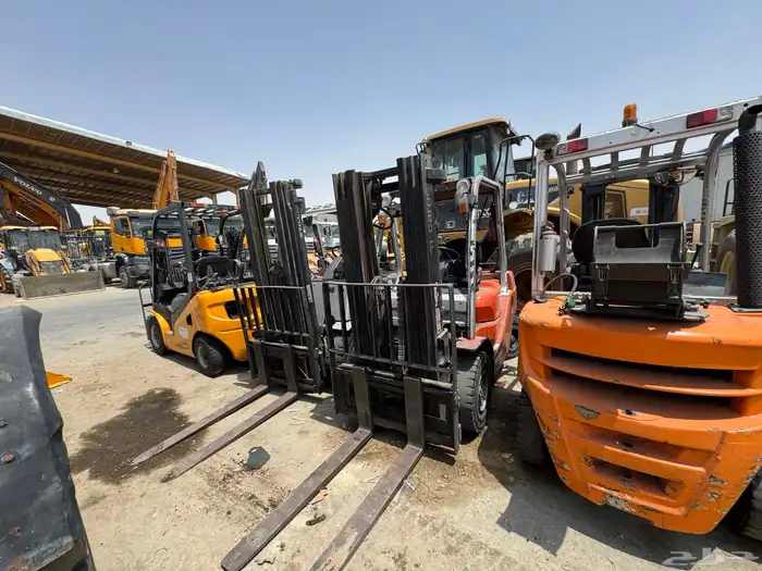 رافعات 3 طن العدد 10 حبات الموديل 2014 إلى 2022 2