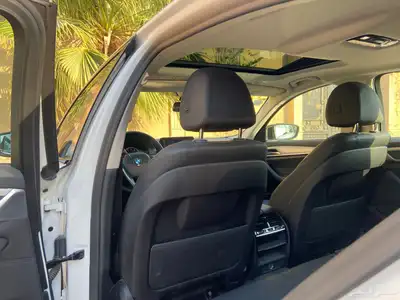 بي ام دبليو 520i 2020 19