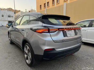 جيلي جيومتري 2024 فل كامل C شبه الاصفار 3
