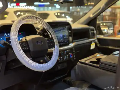 فورد F150 2025 XLلون كحلي جديد 11