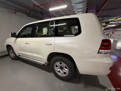 جيب لاند كروزر ديزل 2021رقم 1 ماشي 193000 مكيفين وثلاجه 1