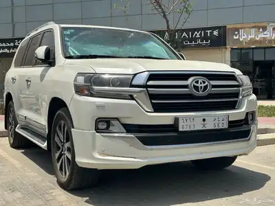 تورينق 2019 فل كامل ماشي 170.000 يدي وكاله 0