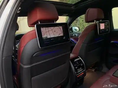 BMW X6 50i V8 2021 عداد قليل 28