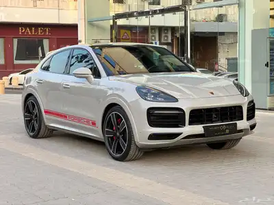 Porsche Cayenne GTS 2022 Saudi 4