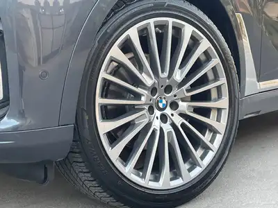 BMW X7 فل كامل 2022 خليجي بحالة الوكالة 11