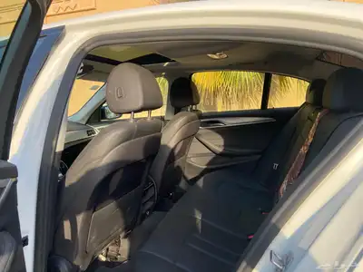 بي ام دبليو 520i 2020 15