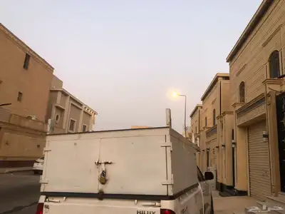 صندوق هايلوكس للبيع حديد قوي 3