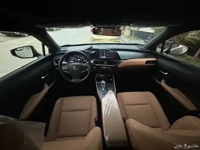 لكزس ux300h 2