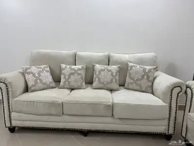 كنب مجلس بحاله جديده ب4000 ريال 0