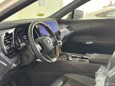 لكزس 2025 RX 350h 5