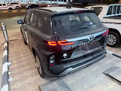 تويوتا اوربان كروزر 2025 GL 9