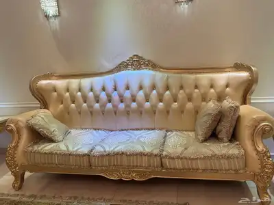 مجلس كنب كبير 18 متر تقريبا  عبارة عن 8 قطع 4