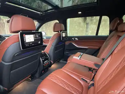 BMW X7 فل كامل 2022 خليجي بحالة الوكالة 25