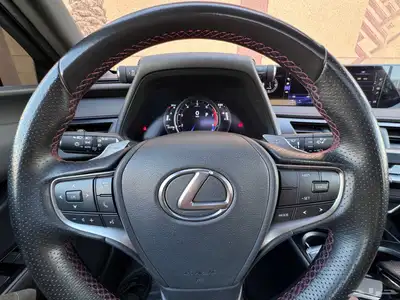 لكزس UX200 SPORTS 2021 27
