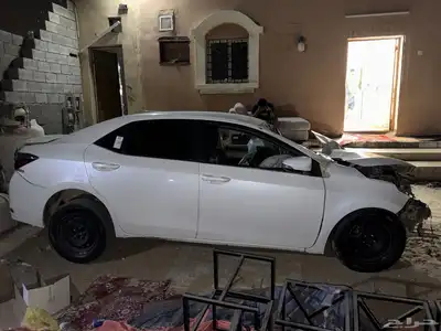 للبيع كورلا 2018 مصدومه 2