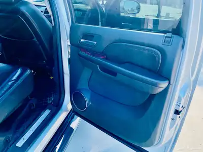 اسكاليد حوض 4x4 موديل 2010 من النوادر الدمام 18