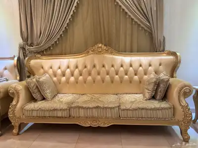 مجلس كنب كبير 18 متر تقريبا  عبارة عن 8 قطع 0