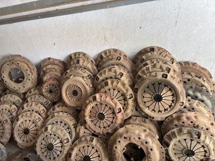 قطع غيار ايسوزو دينا 2016 27