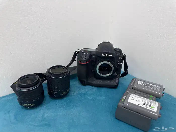 كاميرا احترافية nikon D4S مع العدسات 0