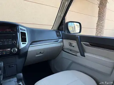باجيرو 2020 GLS 38