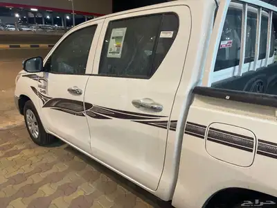 تويوتا هايلوكس غمارتين ديزل 2025 12