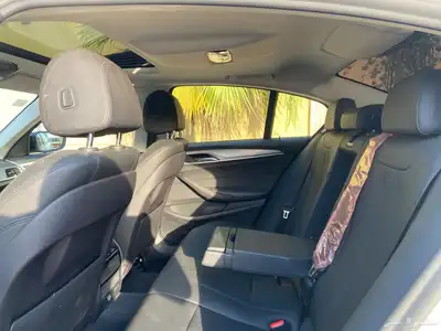 بي ام دبليو 520i 2020 14