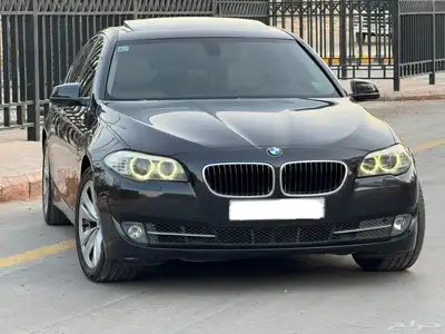 بي ام دبليو 520i 2013 1