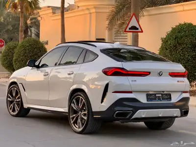 BMW X6 50i V8 2021 عداد قليل 6