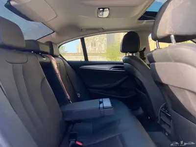 بي ام دبليو 520i 2020 23