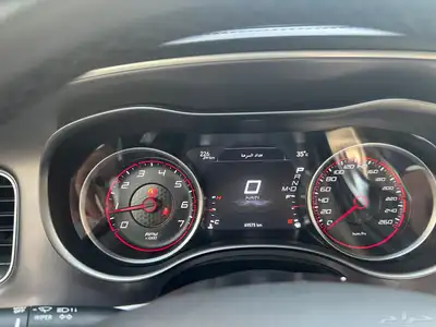 تشارجر 2022 GT بريميوم فل كامل 11
