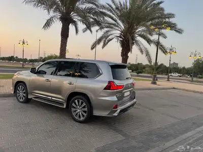لكزس ال اكس 22