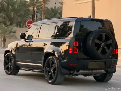 ديفندر HSE موديل 2023 بحالة الوكاله ممشى 36 الف 18