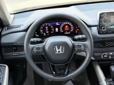 هوندا اكورد LX 2025 سعودي عبدالله هاشم ضمان 5 سنوات 18