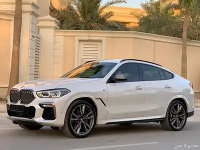BMW X6 50i V8 2021 عداد قليل 3