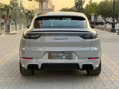 Porsche Cayenne GTS 2022 Saudi 1