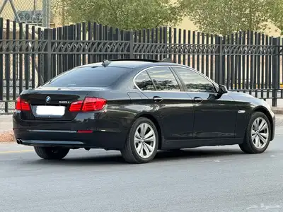 بي ام دبليو 520i 2013 11