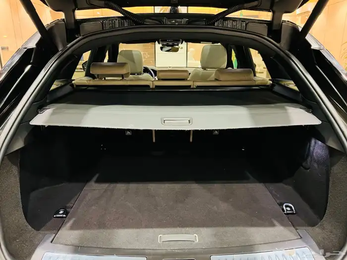لاند روفر فيلار 2020 R DYNAMIC مالك اول بحاله الوكاله 16