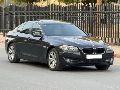 بي ام دبليو 520i 2013 8