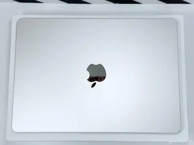 MacBook ماك بوك جهاز ابل 0