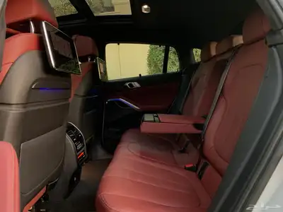 BMW X6 50i V8 2021 عداد قليل 27