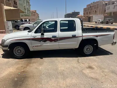 للبيع غمارتين تويوتا موديل 2005 جل ماشيه 134 1