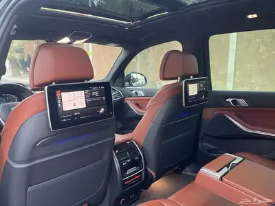 BMW X7 فل كامل 2022 خليجي بحالة الوكالة 27