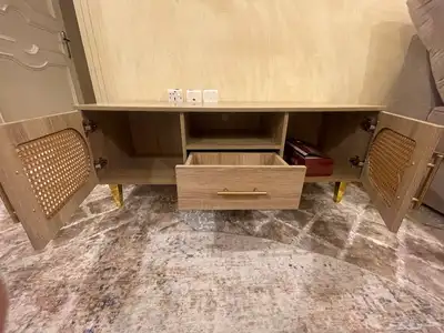 طاولة استعمال خفيف 1