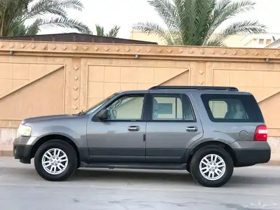 فورد اكسبديش 2013نظيف للبيع 2