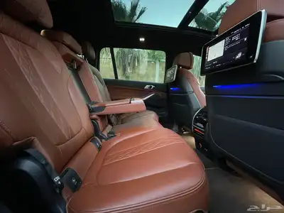 BMW X7 فل كامل 2022 خليجي بحالة الوكالة 45